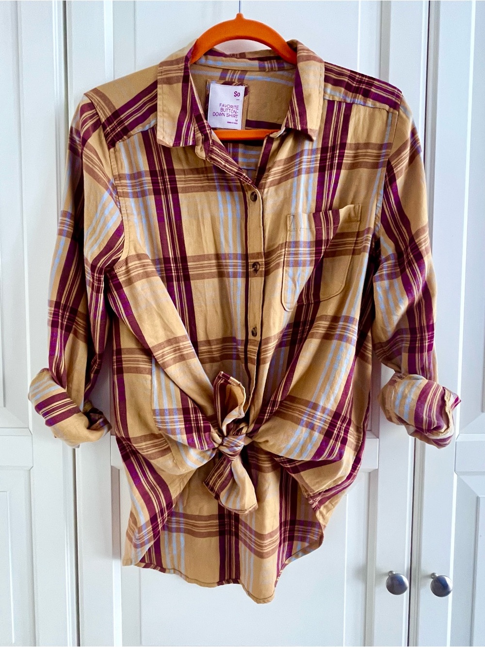 Plaid Button-Up Shirt sz M